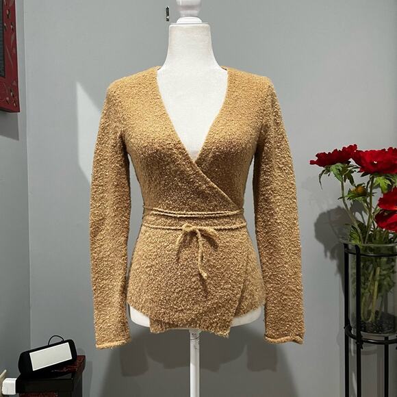 NEW Moda Intl Wool Chenille Wrap Tie Fitted Acrylic Plunge Neck Sweater S NWOT - Picture 14 of 16